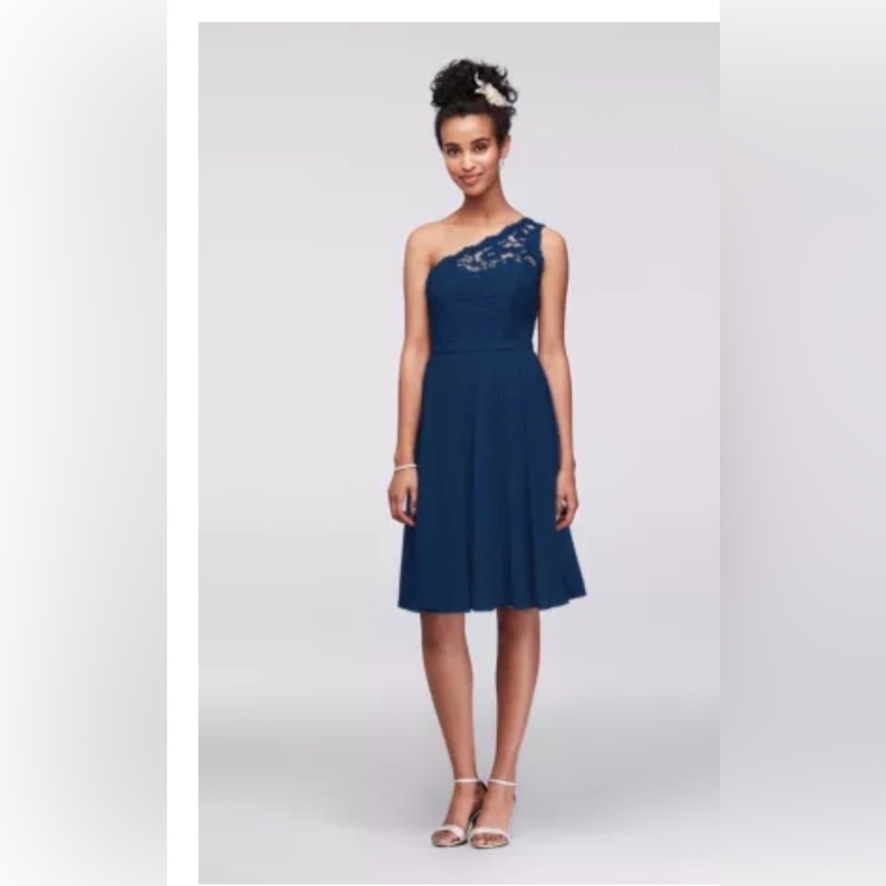 David's Bridal Marine Navy Bridesmaid Lace & Chiffon Gown, Size 2